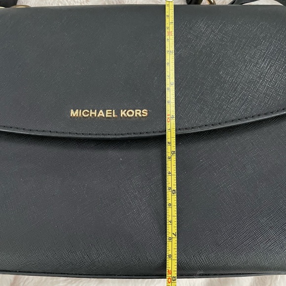 Michael Kors bag - Picture 4 of 9